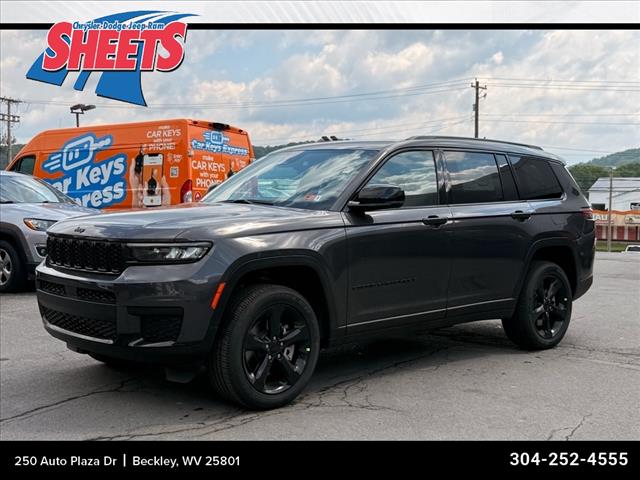 2025 Jeep Grand Cherokee L LAREDO X 4X4