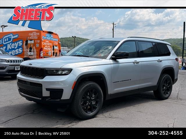 2025 Jeep Grand Cherokee L LAREDO X 4X4