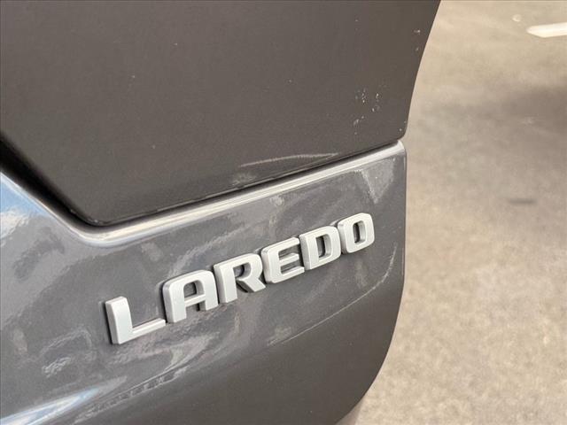 2025 Jeep Grand Cherokee LAREDO X 4X4