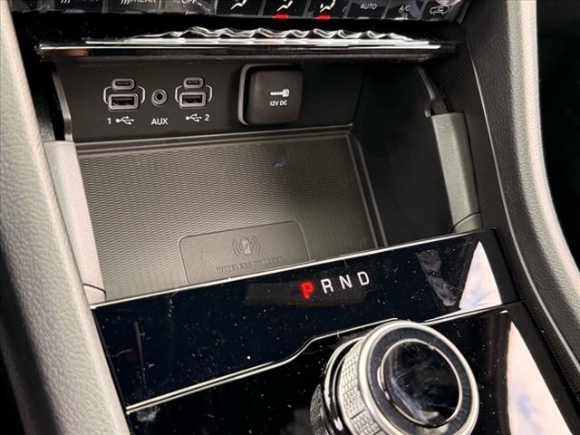 2025 Jeep Grand Cherokee L LAREDO X 4X4
