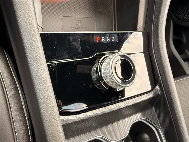 2025 Jeep Grand Cherokee L LAREDO X 4X4