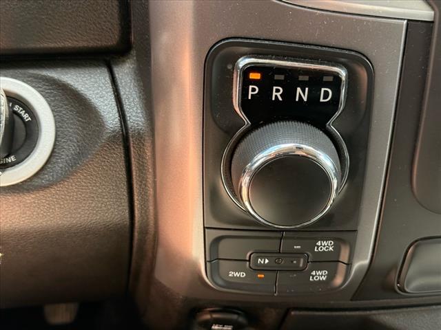 2022 RAM 1500 Classic SLT 4X4 CREW CAB 57  BOX