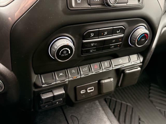 2024 Chevrolet Silverado 1500 4WD CREW CAB 147  CUSTOM