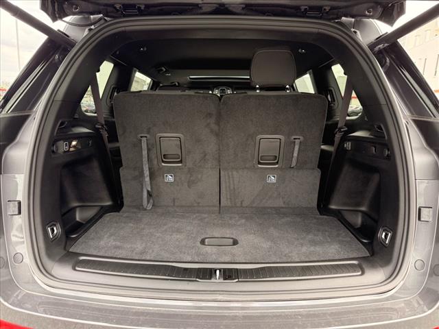 2025 Jeep Grand Cherokee L LAREDO X 4X4