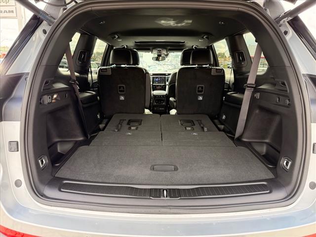 2025 Jeep Grand Cherokee L LAREDO X 4X4