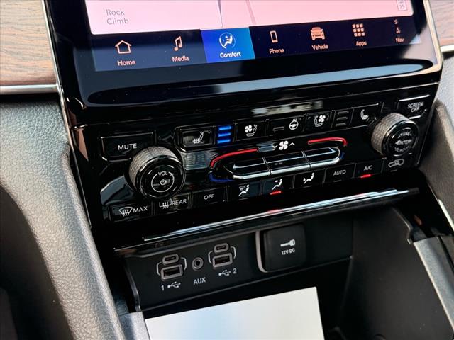 2025 Jeep Grand Cherokee L SUMMIT 4X4