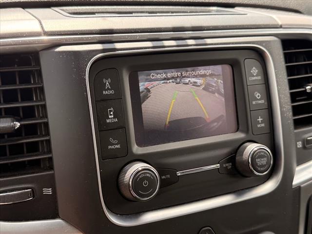 2022 RAM 1500 Classic SLT 4X4 CREW CAB 57  BOX