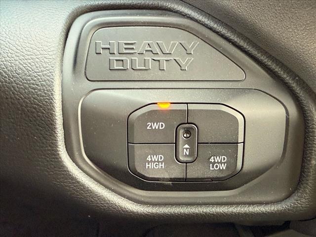 2025 RAM 2500 BIG HORN 4X4 CREW CAB 64