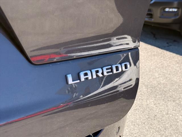 2025 Jeep Grand Cherokee L LAREDO X 4X4