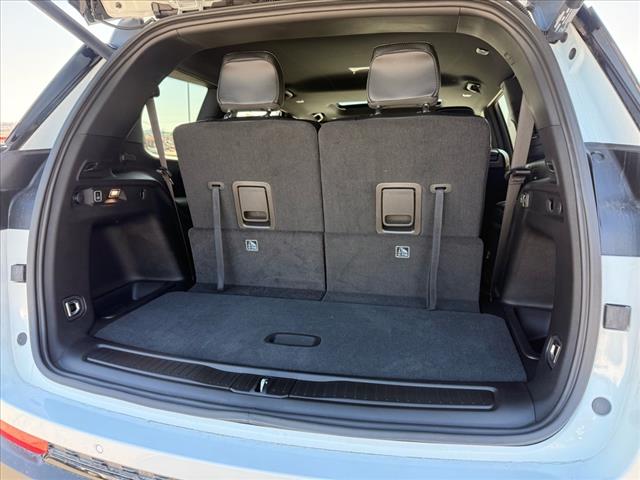 2025 Jeep Grand Cherokee L LAREDO X 4X4