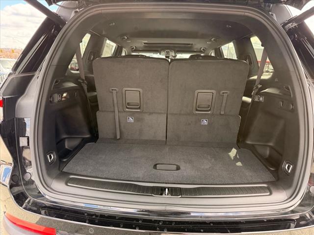 2025 Jeep Grand Cherokee L LAREDO X 4X4