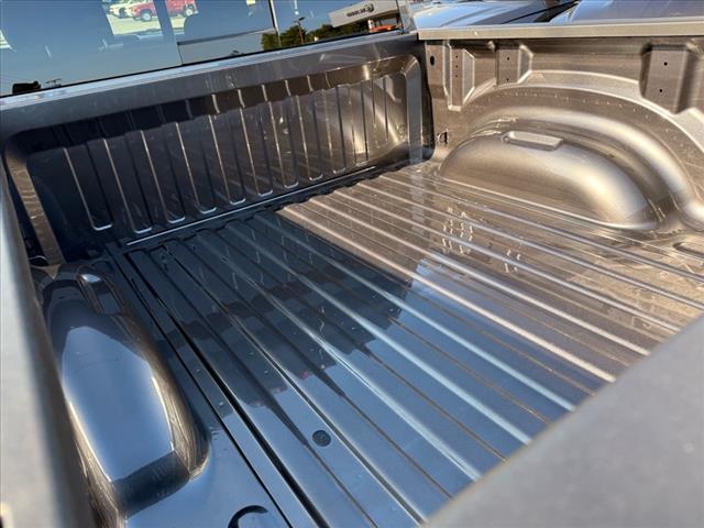 2025 RAM 1500 TRADESMAN 4X4 CREW CAB 5