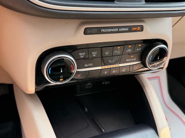 2022 Ford Escape SEL AWD