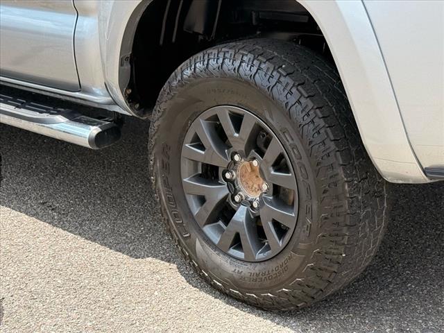 2023 Toyota Tacoma SR5 DOUBLE CAB 5 BED V6