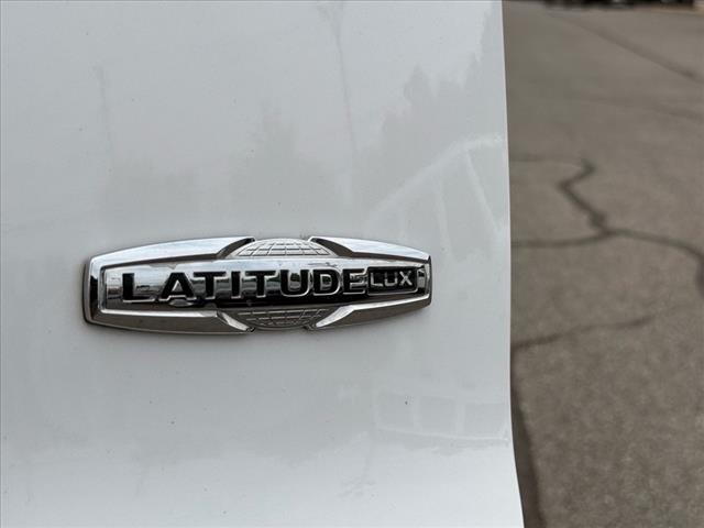 2022 Jeep Cherokee LATITUDE LUX 4X4