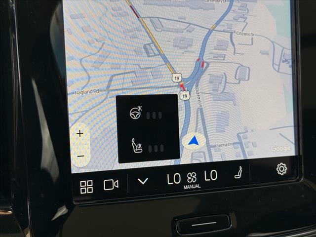 2023 Volvo XC40 B5 AWD PLUS DARK THEME