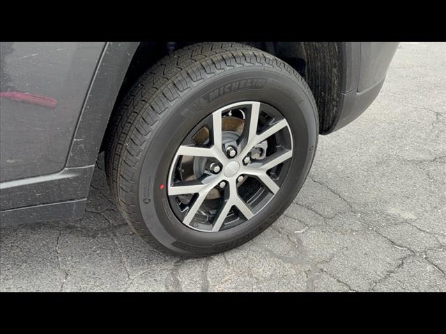 2025 Jeep Grand Cherokee LIMITED 4X4
