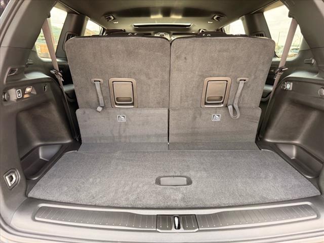 2025 Jeep Grand Cherokee L LAREDO X 4X4