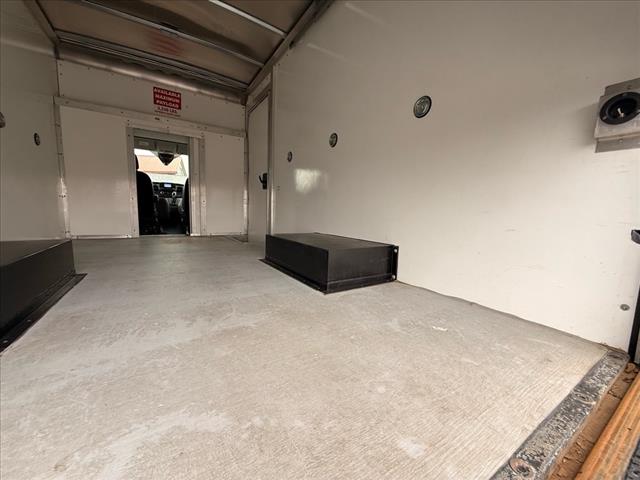 2022 Ford Transit T-350 RWD DRW 138  WB 995