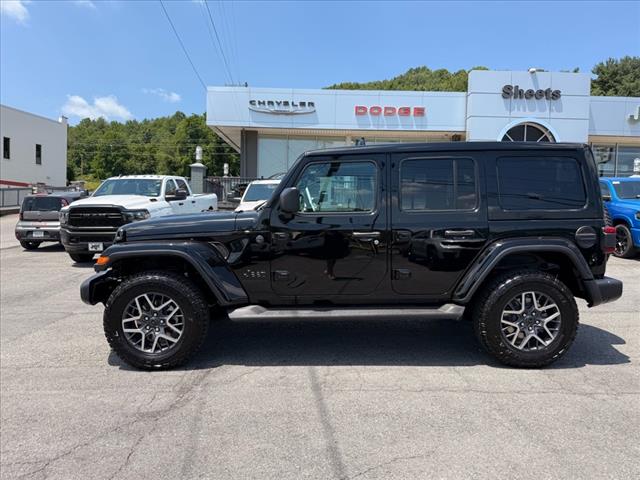 2025 Jeep Wrangler SAHARA 4 DOOR 4X4