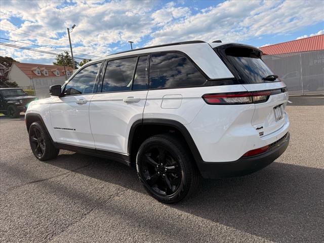 2023 Jeep Grand Cherokee LIMITED 4X4