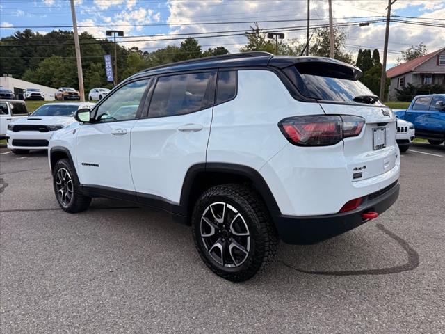 2025 Jeep Compass TRAILHAWK 4X4