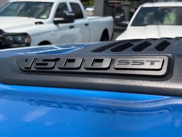 2025 RAM 1500 LARAMIE 4X4 CREW CAB 57