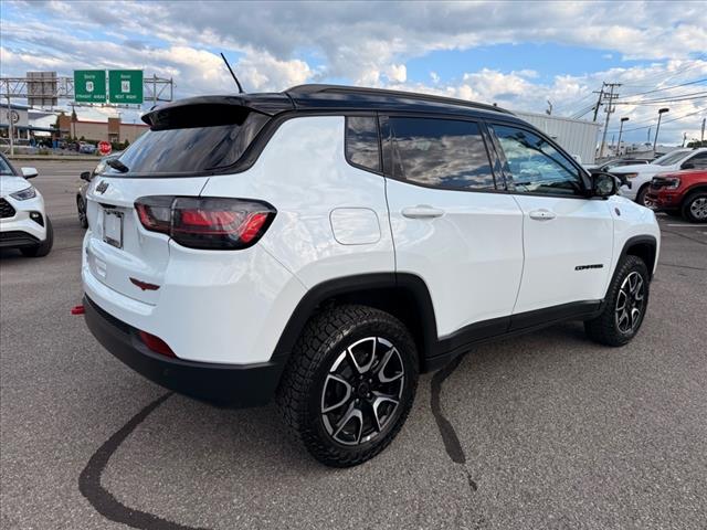 2025 Jeep Compass TRAILHAWK 4X4