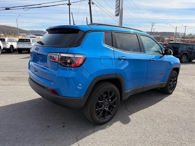 2025 Jeep Compass LATITUDE 4X4