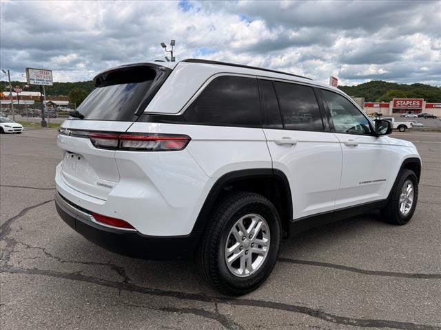2024 Jeep Grand Cherokee LAREDO X 4X4