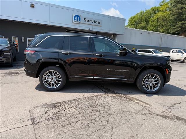 2025 Jeep Grand Cherokee SUMMIT 4X4