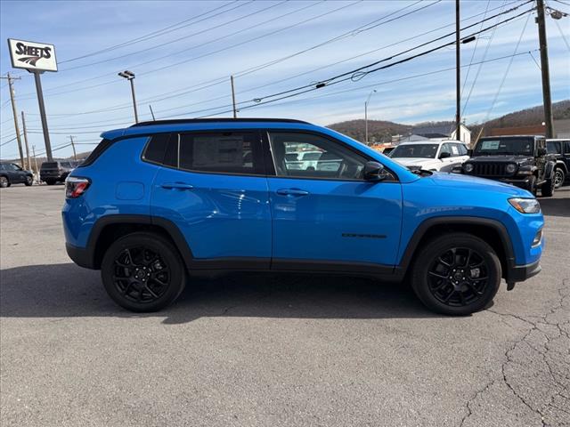 2025 Jeep Compass LATITUDE 4X4