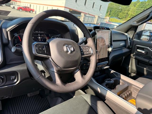 2025 RAM 2500 BIG HORN 4X4 CREW CAB 64
