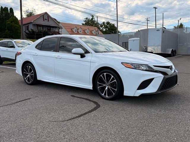 2018 Toyota Camry SEDAN