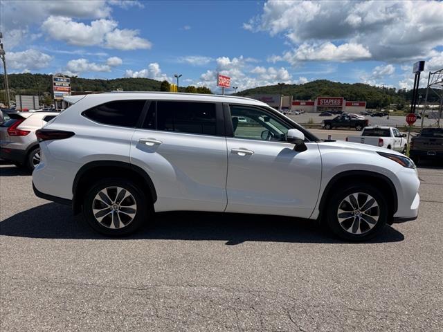 2024 Toyota Highlander XLE AWD