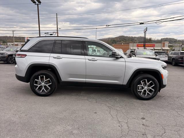 2025 Jeep Grand Cherokee LIMITED 4X4