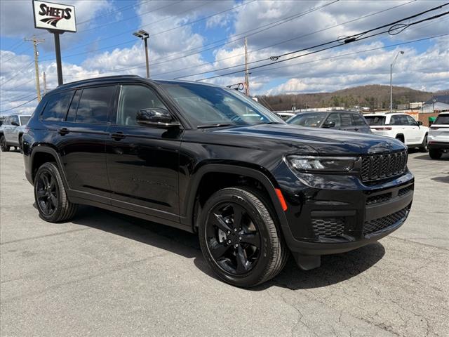 2025 Jeep Grand Cherokee L LAREDO X 4X4