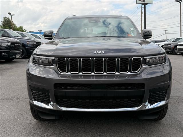 2025 Jeep Grand Cherokee L LAREDO X 4X4