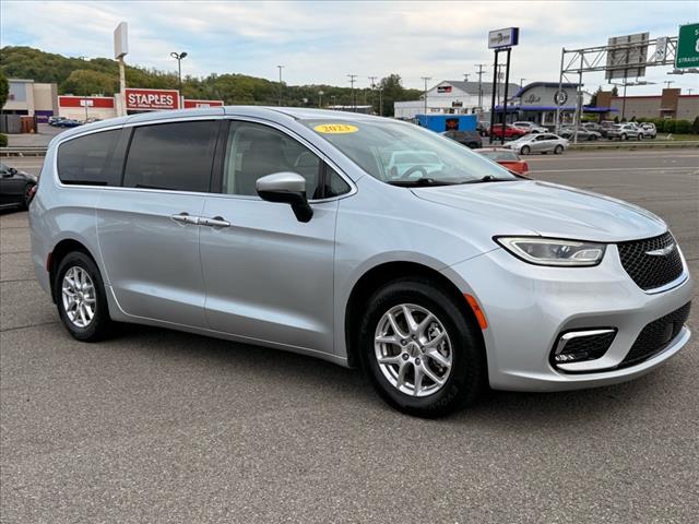 2023 Chrysler Pacifica TOURING L FWD
