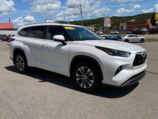 2024 Toyota Highlander XLE AWD