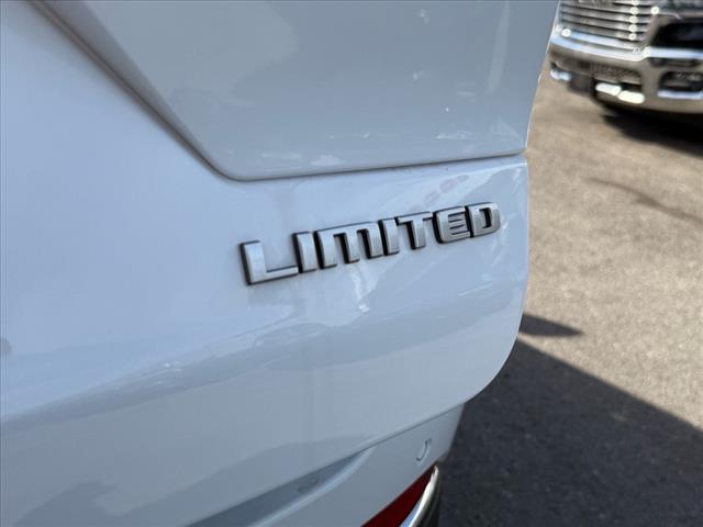2025 Jeep Grand Cherokee LIMITED 4X4