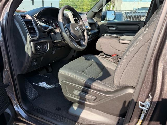 2025 RAM 1500 TRADESMAN 4X4 CREW CAB 5