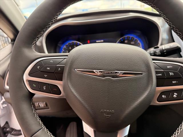 2026 Chrysler Pacifica SELECT FWD