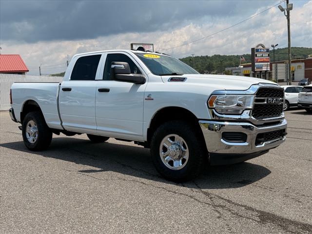 2024 RAM 3500 TRADESMAN 4X4 CREW CAB 6