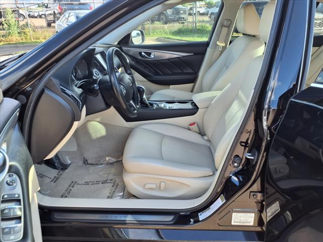 2016 INFINITI Q50 2.0T Premium