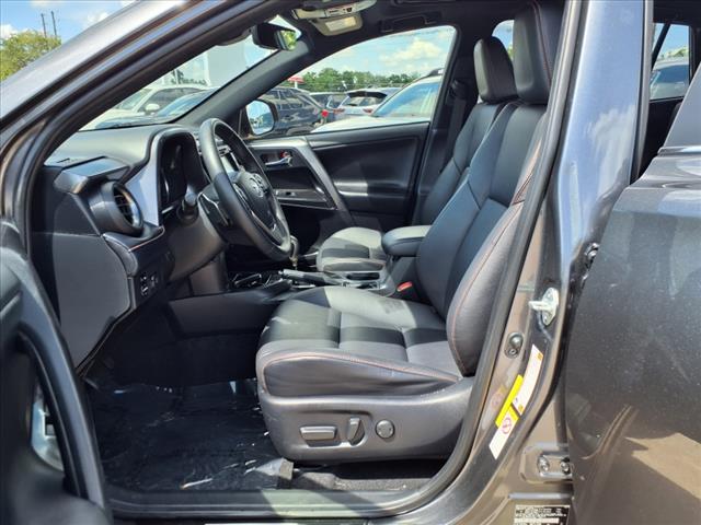 2018 Toyota RAV4 SE