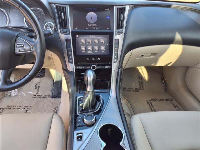 2016 INFINITI Q50 2.0T Premium