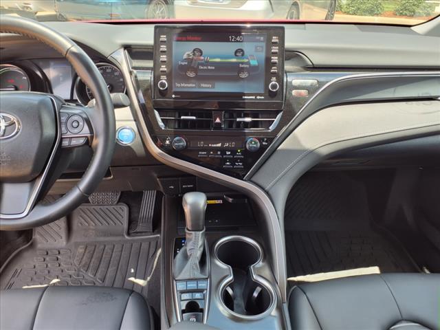 2024 Toyota Camry Hybrid SE