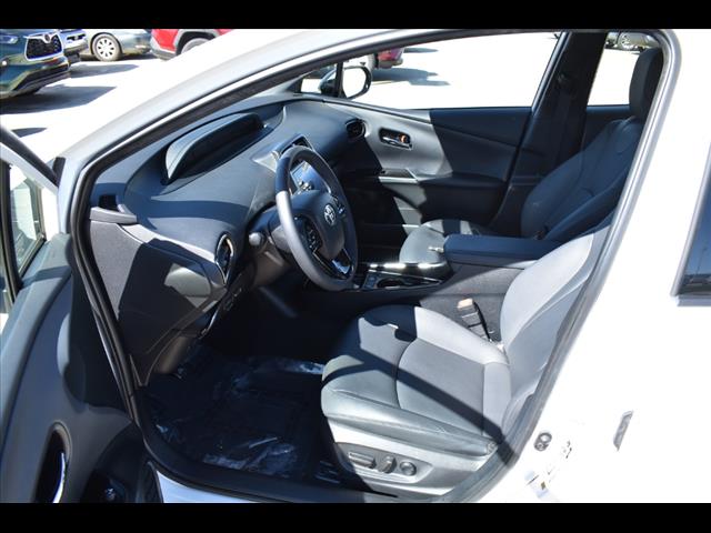 2021 Toyota Prius XLE