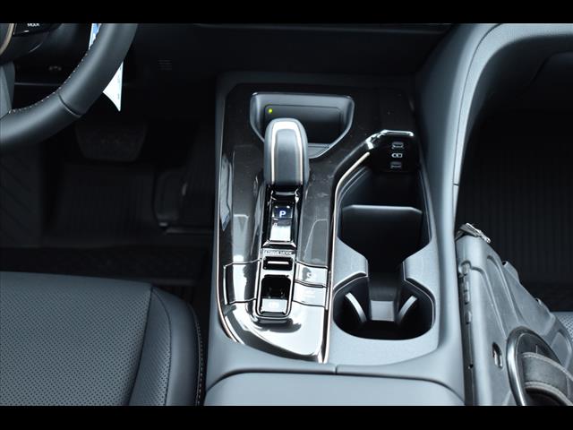 2025 Toyota Crown Signia Limited